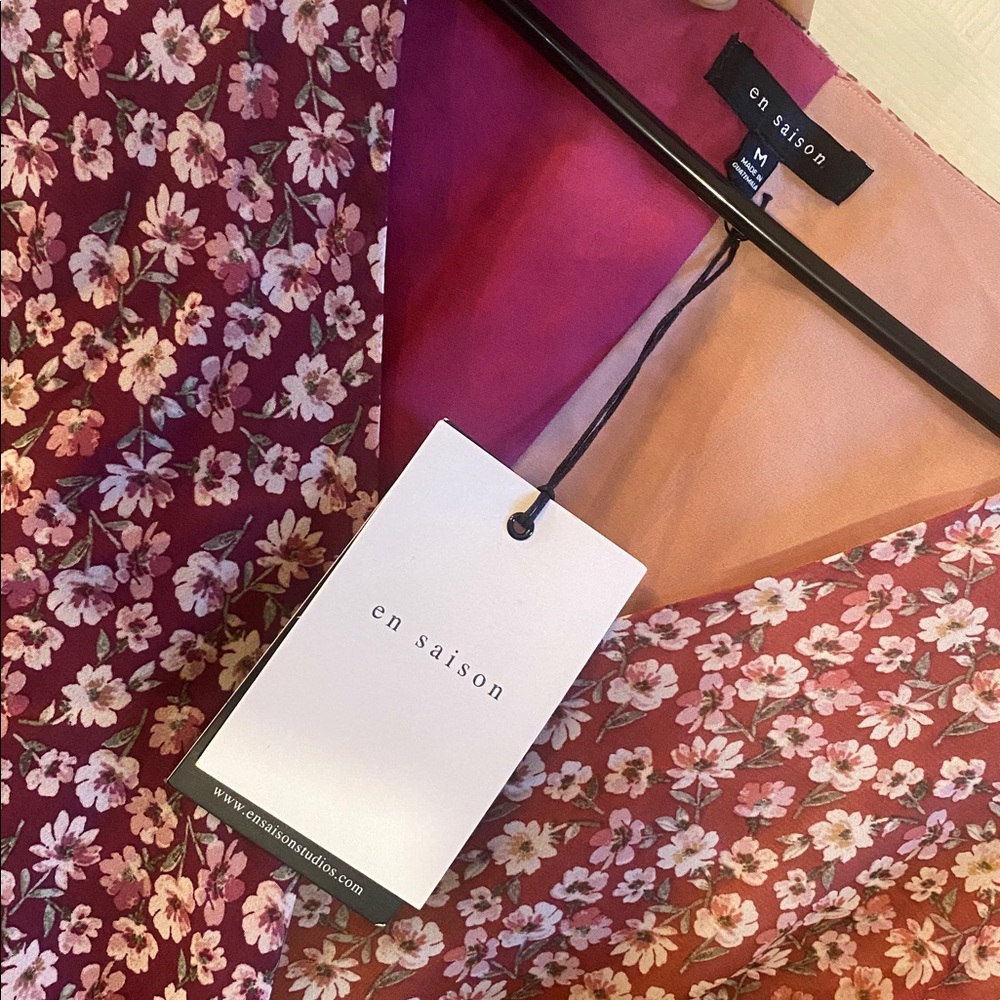 En Saison Floral Wrap Blouse - Pink and Burgundy NWTs - Picture 12 of 13